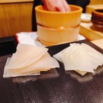 鮨 竜介 - 2018.9.  ガリ（根生姜と竹生姜）