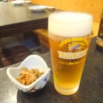 旬の手料理しん - 生ビールセット(生ビールと小鉢)