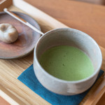 和三盆 恵菓 - "初霜（はつしも）"＋抹茶（まつちや）