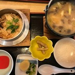 松月 - エビ釜飯、きのこ汁セット