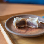 和三盆 恵菓 - "初霜（はつしも）"、斷面（きりくち）