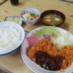 味倶楽部ひろ - とんかつセット（ごはん大盛り）