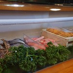 初め寿司 - 新鮮なネタ