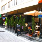 ブラッスリー アミカル - 店の外観