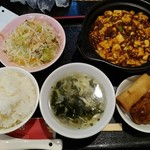 四川菜 恒徳居 - 麻豆腐定食800円