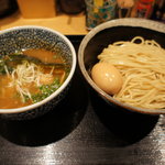 味玉つけ麺（麺とスープ）