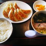 むつぎく - 半ラーメンのＢセット