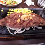 いきなりステーキ - サーロイン200ｇけっこうでかいです