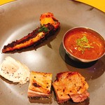 Spice&Dining KALA - ①メヒカリのワルワルと柚子のピックル
      　雉のチェティナード食べ比べ（もも・むね・ささみ？）(^^)