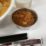 ラーメン荘 歴史を刻め なかもず店 - あぶら増しは別皿提供