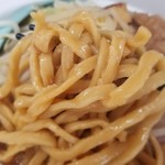 ラーメン荘 歴史を刻め なかもず店 - わしわしのラーメン荘の麺