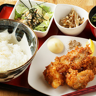 食べ放題 飲み放題 若鶏唐揚げ食べ放題コース1分飲み放題付き全9品4 0円 名古屋コーチン 焼き鳥 鳥料理専門店 一鶴乃鳥 国際センター 焼鳥 食べログ