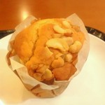 スターバックスコーヒー - メープルナッツマフィン　　230円