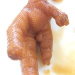 美心・翠園 - 鶏の足アップ