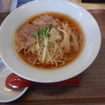 大衆食堂 中華そばとおコメの店 メシケン。 - 中華そば