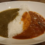 若草カレー本舗 - 若草カレーとマイルドカレーのあいがけ