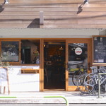 Cruise Bicycle+Cafe - CAFEエントランス