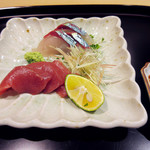 悠々 - お通し1品目 鮪と縞鯵('18.11月上旬)