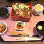 ステーキ重（1,200円）_2018年11月