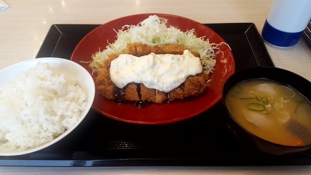 かつや 青森西バイパス店 新青森 かつ丼 かつ重 食べログ