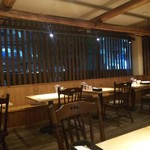 ヒッコリー - 店内♪