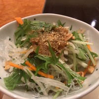 梅の花 銀座並木通店 - 豆腐サラダ