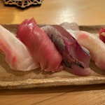 うますし - おまかせにぎり8貫 アップ