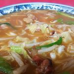 中華料理 新華楼 - 作っています。