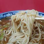 中華料理 新華楼 - 麺リフト