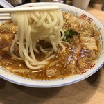 煮干そば 流。 - 11月12日(月)4周年記念限定メニュー『火鼠』150食
      
      麺リフトアップ