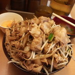 吉祥寺どんぶり - 旨辛豚カルビ丼　（闘魂サイズ）