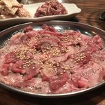 焼肉酒場 すみびや - アゴ焼 塩 500円。