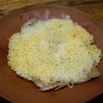 にほん酒と肴 酔音 - たたみいわしのチーズ焼き　650円