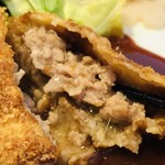 シェフズ キッチン - 溢れる肉汁