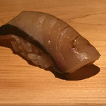 鮨 さかい - 対馬さわら　１週間寝かせて