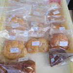 栗駒の里パン工房”おふくろさん” - 栗原ハーフマラソン会場で。菓子パン類