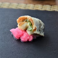 秋刀魚の天ぷら ガリのピュレ