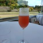 ジャルダン ポール・ボキューズ - アペリティフ：山形紅玉りんごのスパークリングカクテル