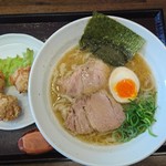 一村 - らーめんと鶏のからあげ ¥800