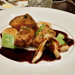 ルナール ブルー - フランス産鴨胸肉のロティ　スパイス風味赤ワインソース