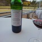 ジャルダン ポール・ボキューズ - Domaine Gaubyの赤･･･サービスで頂きました。こちらは自然派っぽい軽やかな味