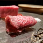 焼肉 展 - 塩昆布を巻いて戴きました。