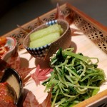 焼肉 展 - ナムル2点です。