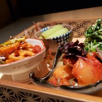 焼肉 展 - キムチの盛り合わせです？