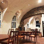 リストランテ ミヤマ162 - ゆったりとした空間('18.10月中旬)