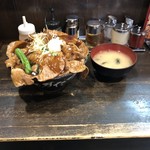 伝説のすた丼屋 - 