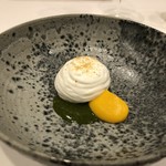 MAISON LAFITE - フロマージュブラン、ヤリイカ、キャビア、人参＆パセリのムース添え