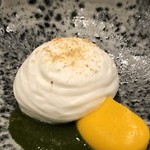 MAISON LAFITE - ＊フロマージュブランは「糸島にあるTAK」さんのチーズを使用されまろやかな味わい。 下には「ヤリイカ」や「キャビア」が隠れ2種のムースで。