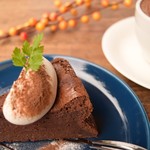 ダブルトールカフェ 原宿店