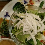 キッチン ニコリ - ニコリサラダ　確か¥750位>^_^<